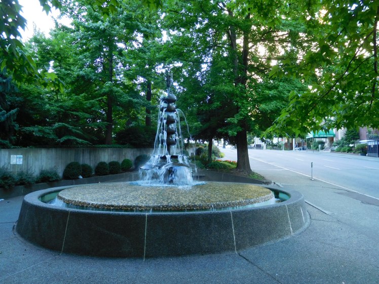 Naramore Fountain near the corner of 6th Avenue and Seneca Street. (Photo: Scott Bonjukian)